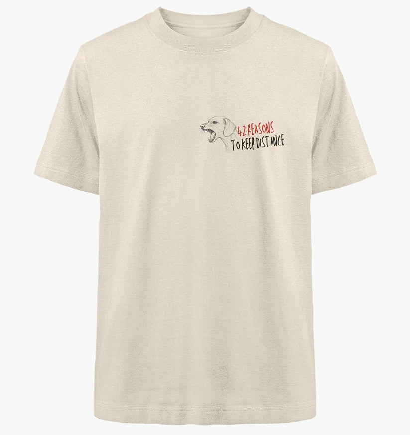 42 reasons to keep distance - Dackel - Heavy Oversized Organic Shirt